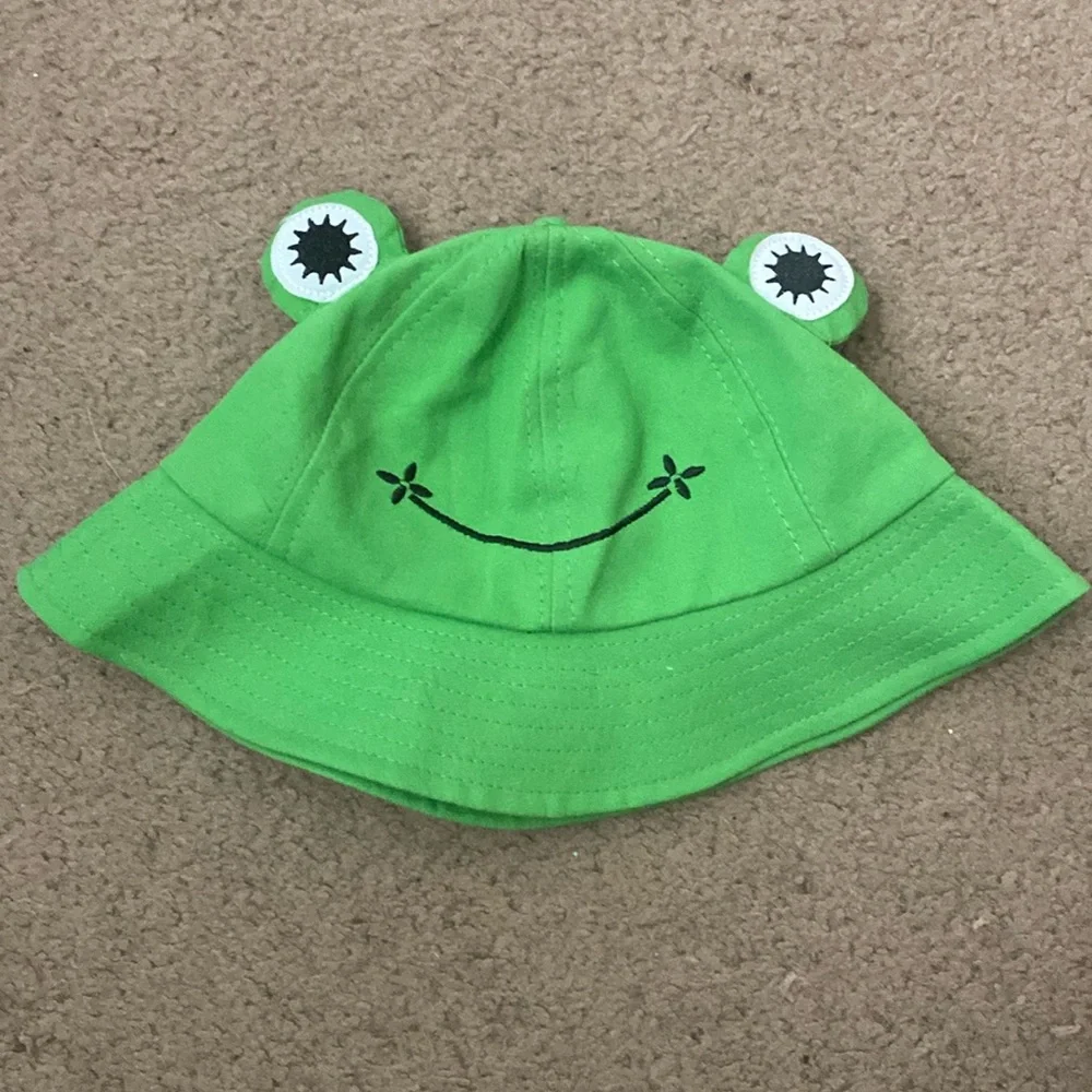 Hat - Picture 1 of 3
